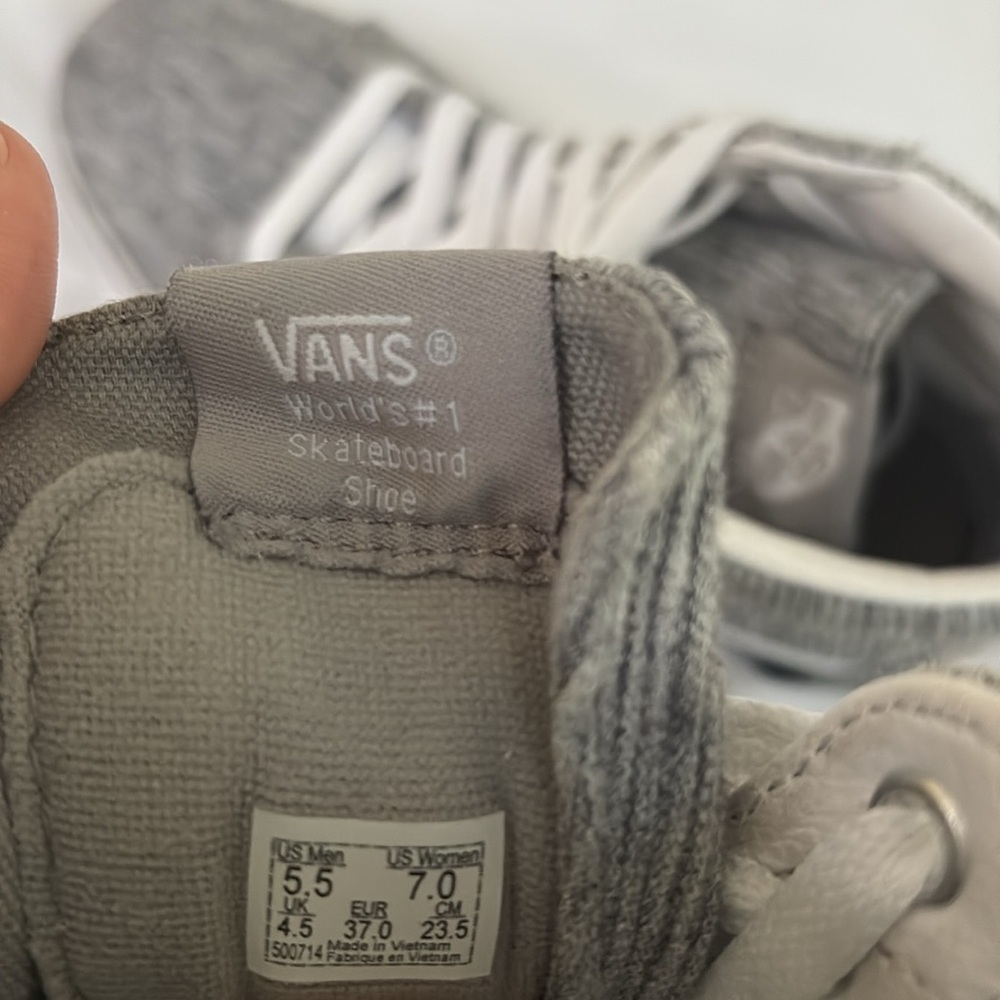 Vans Sk8 Hi Sneakers Gray White Corduroy High Top Shoes Lace Up Women’s 7 - Picture 10 of 11
